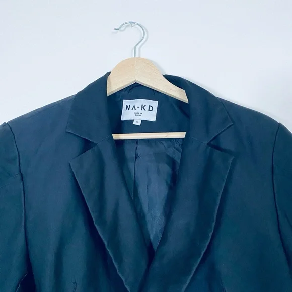 NA-KD Women's Elegant Black Blazer - Picture 3 of 13